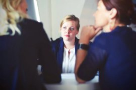 Συνέντευξη πρόσληψης σε μια μικρή επιχείρηση